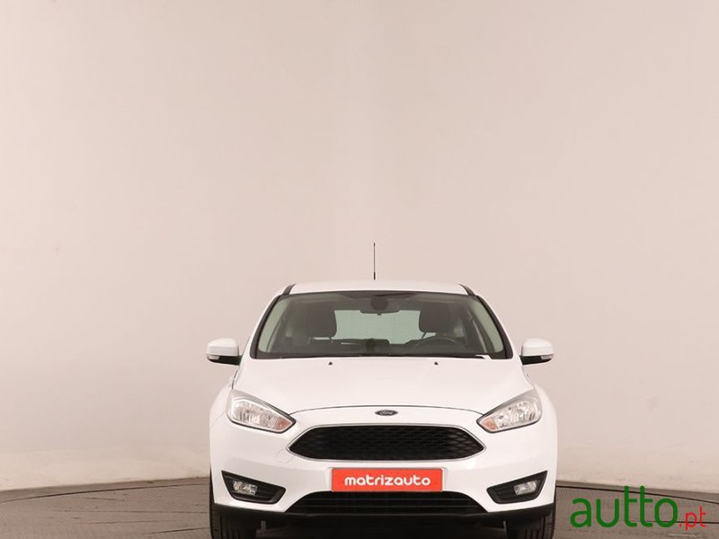 2015' Ford Focus photo #2