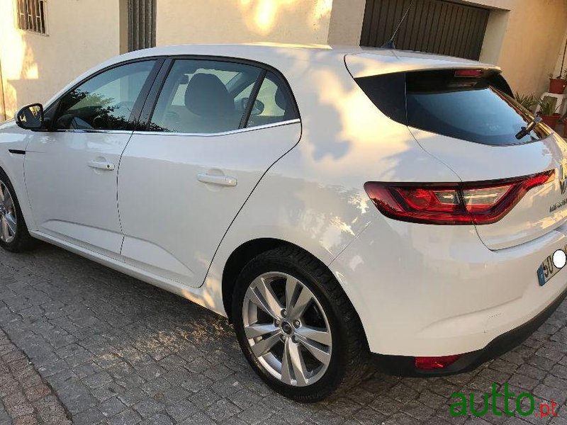 2016' Renault Megane photo #1