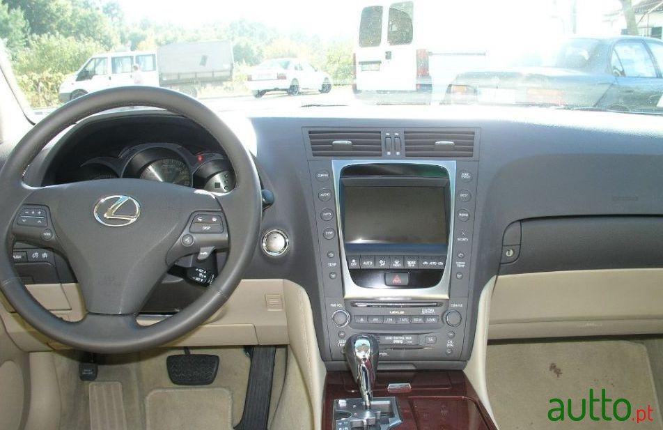 2008' Lexus GS Hybrid photo #3