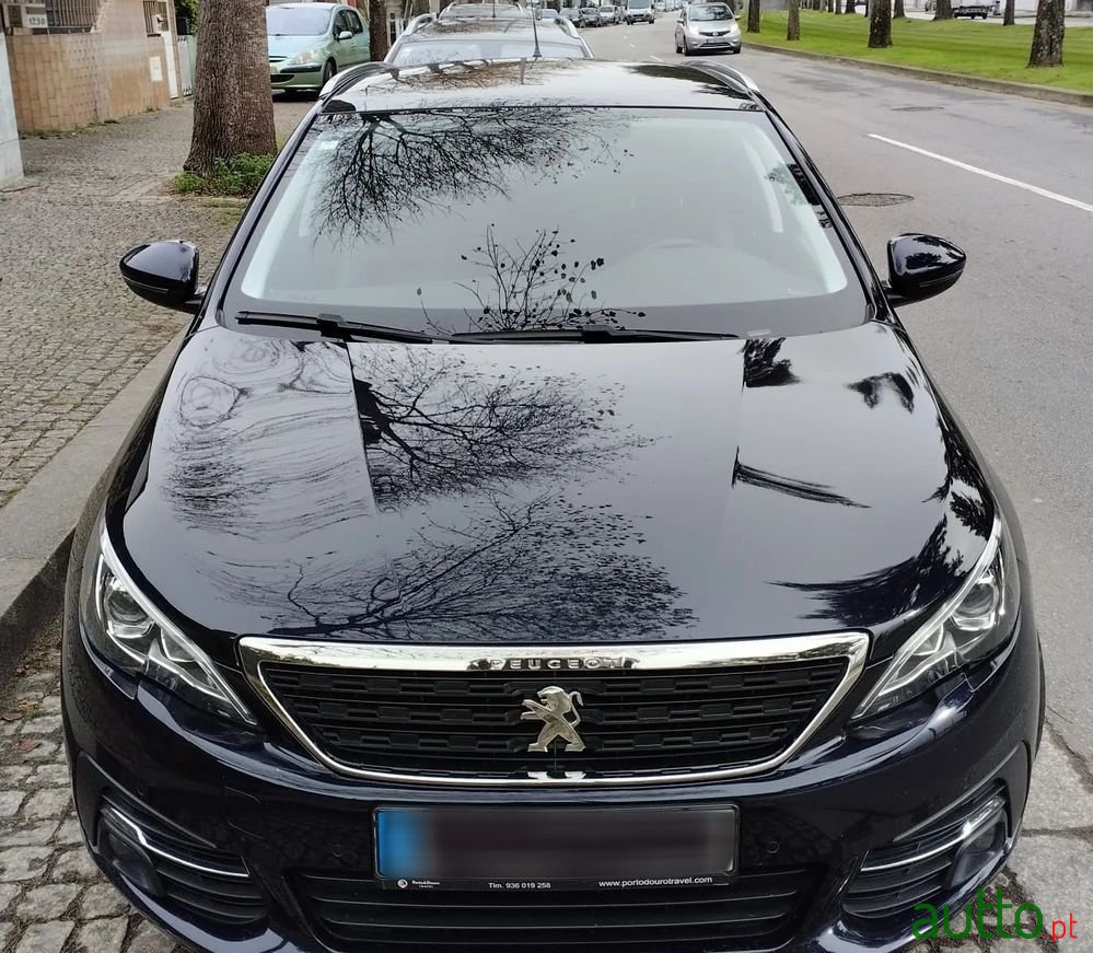 2017' Peugeot 308 Sw photo #1