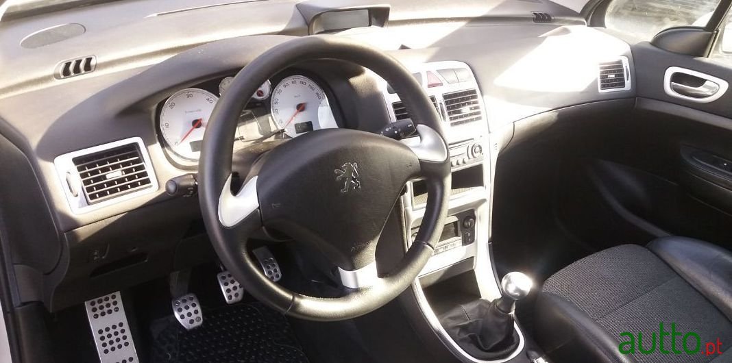 2008' Peugeot 307 Sw photo #4