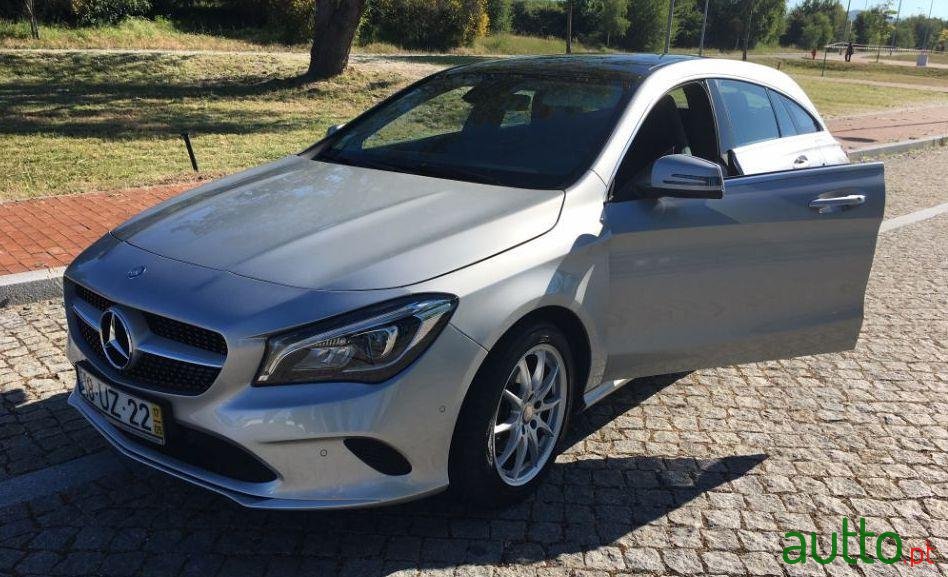 2017' Mercedes-Benz Cla-220 photo #4