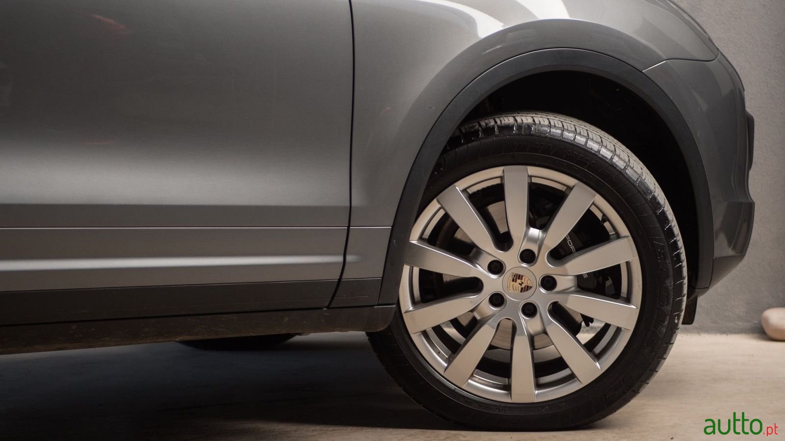 2015' Porsche Cayenne photo #4