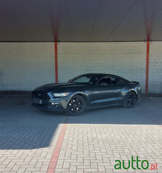 2015' Ford Mustang 2.3I Ecoboost photo #6