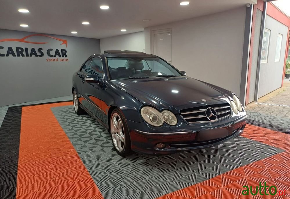 2002' Mercedes-Benz Classe Clk photo #2