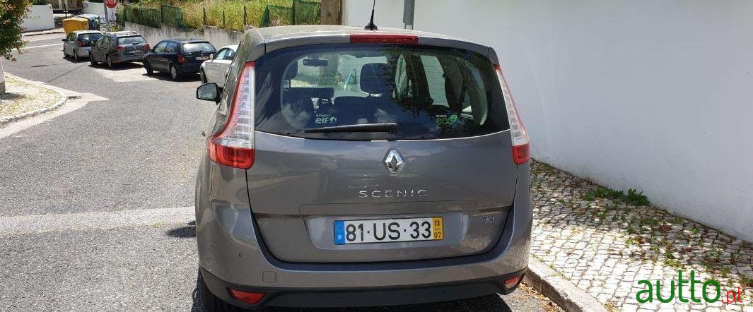 2013' Renault Grand Scenic photo #3
