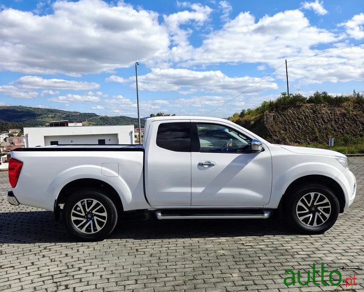 2017' Nissan Navara photo #3