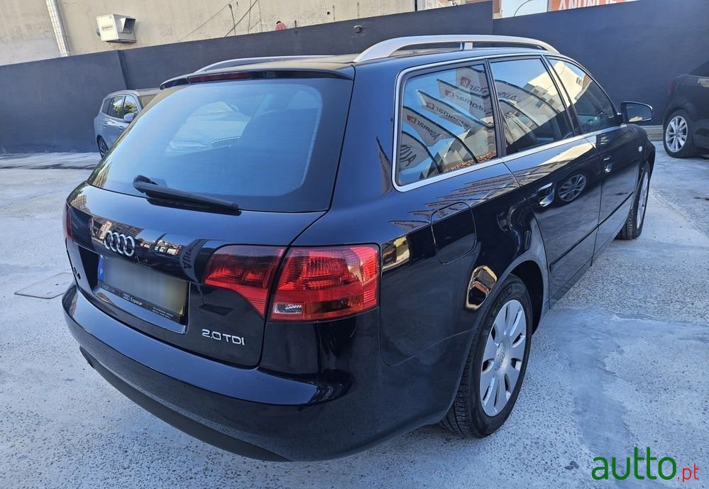 2005' Audi A4 Avant photo #3