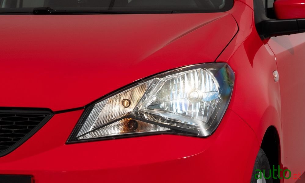 2014' SEAT Mii 1.0 Style photo #6
