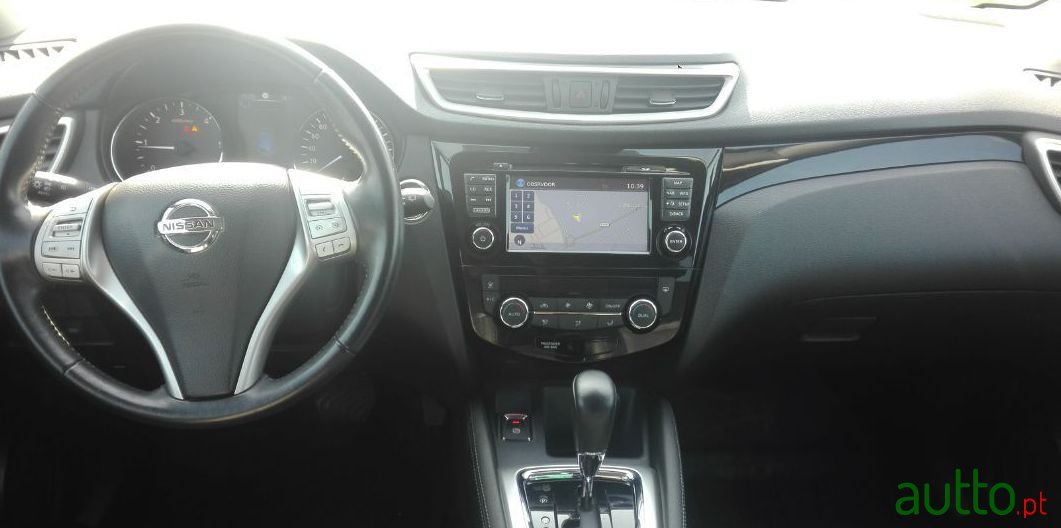 2014' Nissan Qashqai photo #2