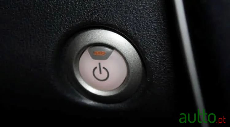 2017' Nissan Leaf Tekna photo #2