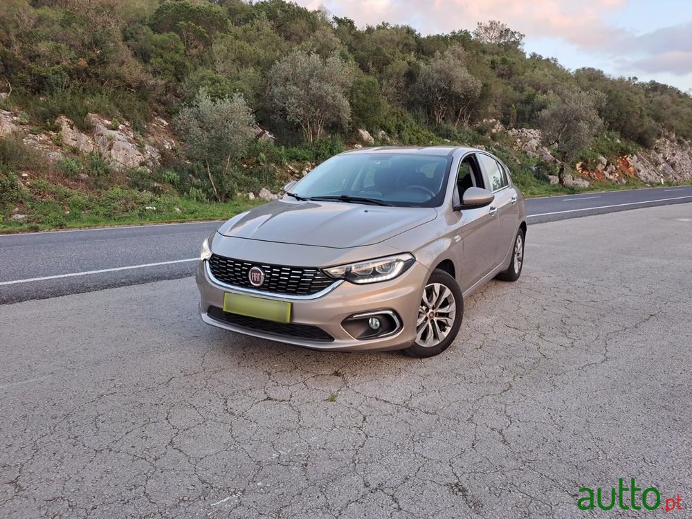 2020' Fiat Tipo 1.6 M-Jet S-Design photo #1