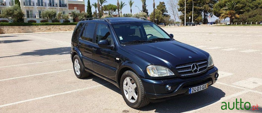 2000' Mercedes-Benz Ml-55 photo #2