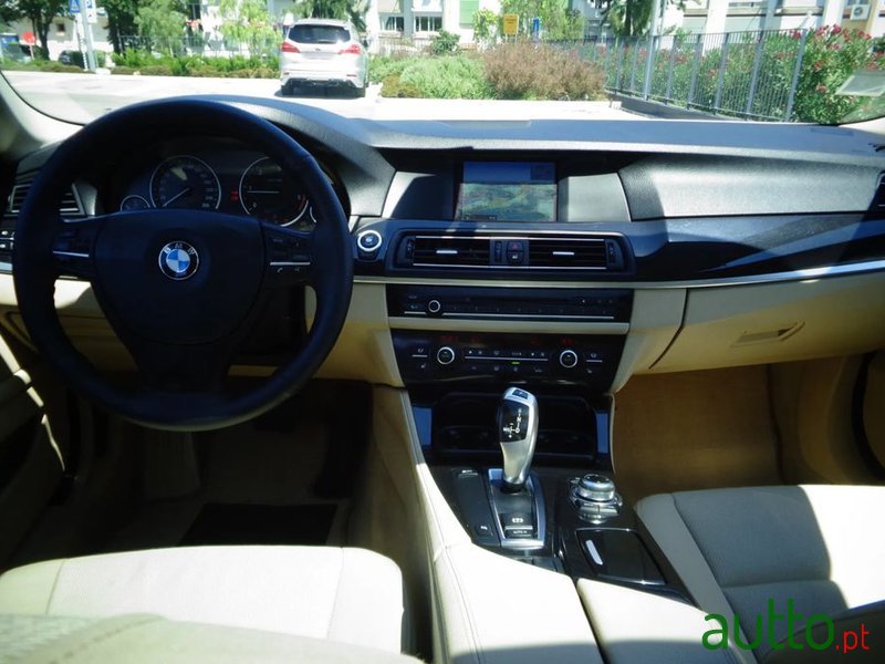 2011' BMW Série 5 photo #2