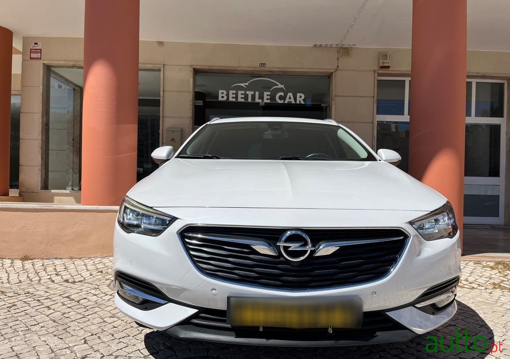 2019' Opel Insignia Sports Tourer photo #3