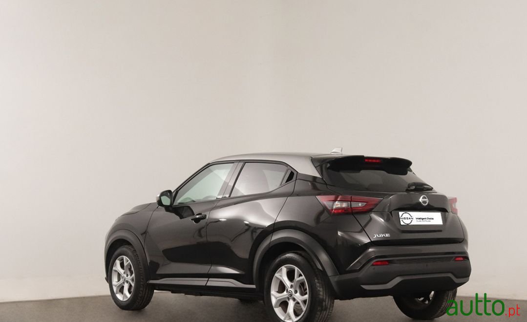 2021' Nissan Juke photo #3