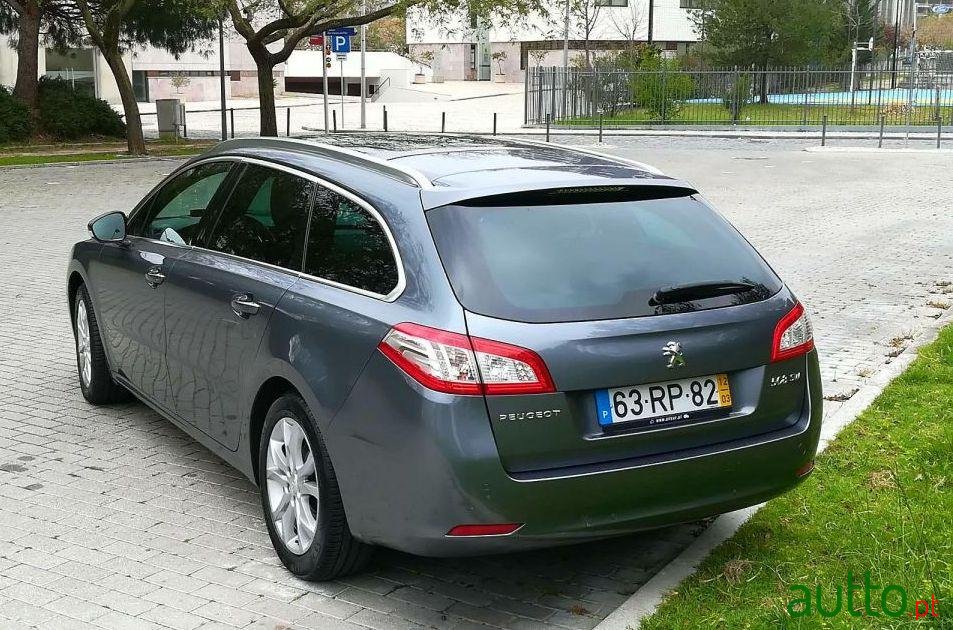 2012' Peugeot 508 Sw photo #2