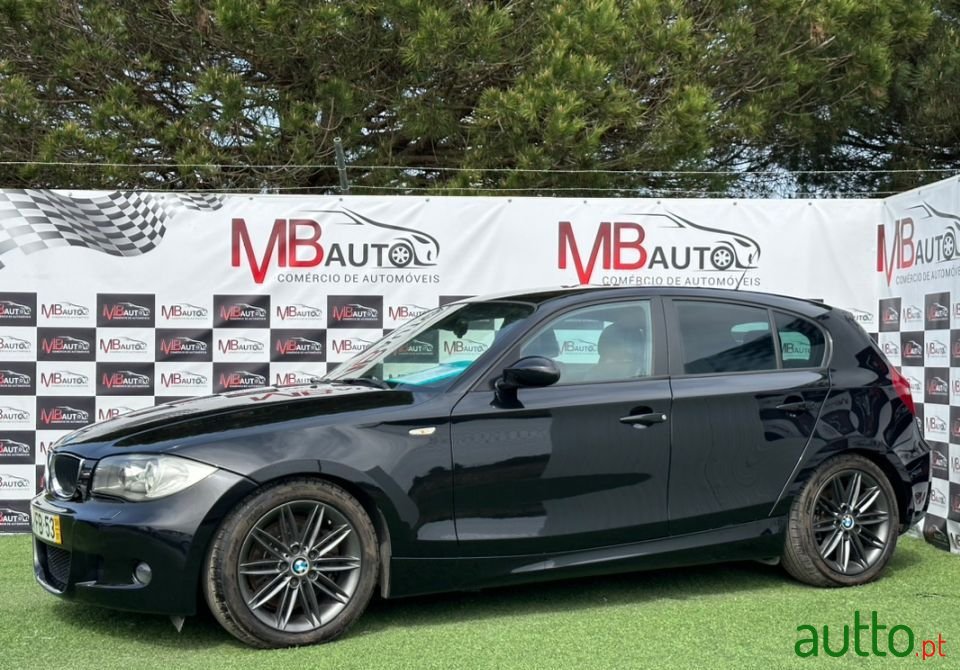 2008' BMW 123 photo #2