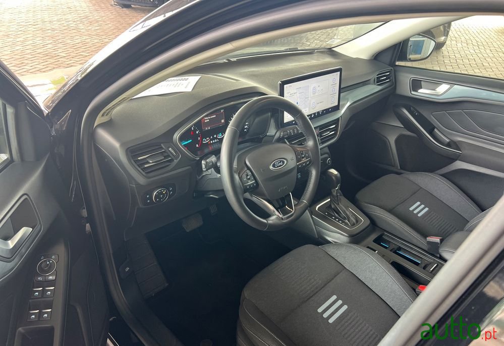 2023' Ford Focus Sw photo #5