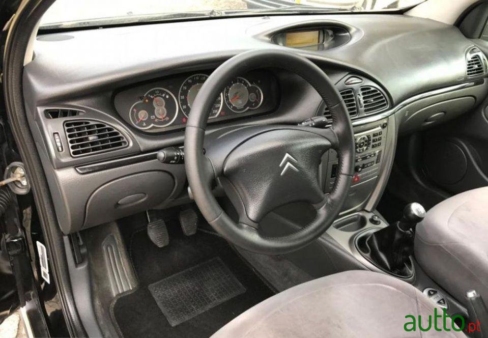 2008' Citroen C5 Break photo #2