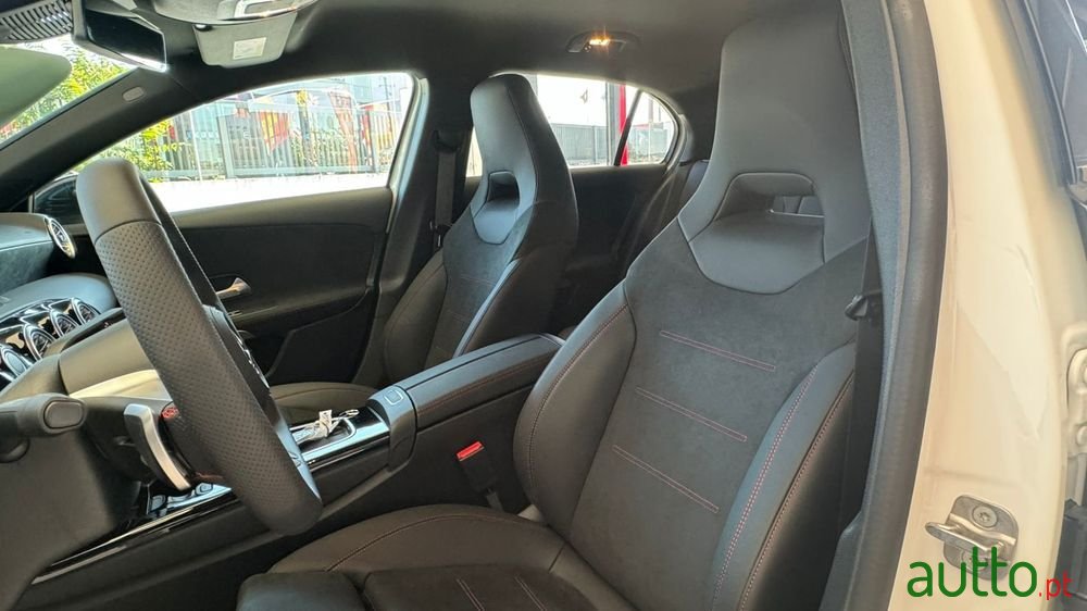 2024' Mercedes-Benz Classe A photo #4