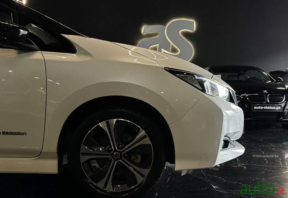 2020' Nissan Leaf photo #2