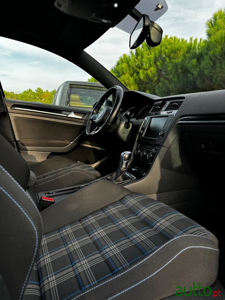 2015' Volkswagen Golf 1.4 Gte Plug-In photo #5
