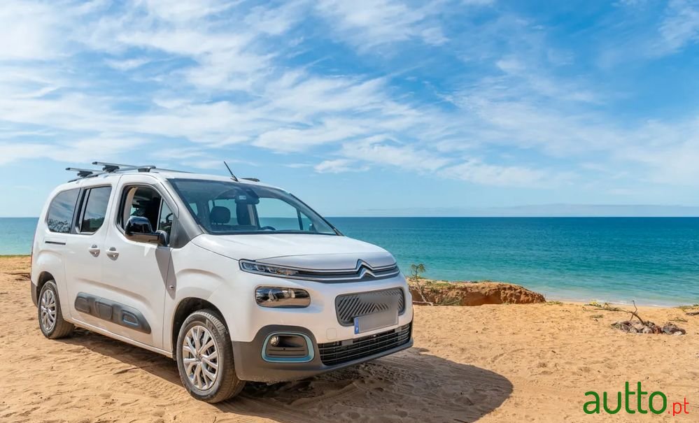 2022' Citroen E-Berlingo Xl Shine Pack photo #1