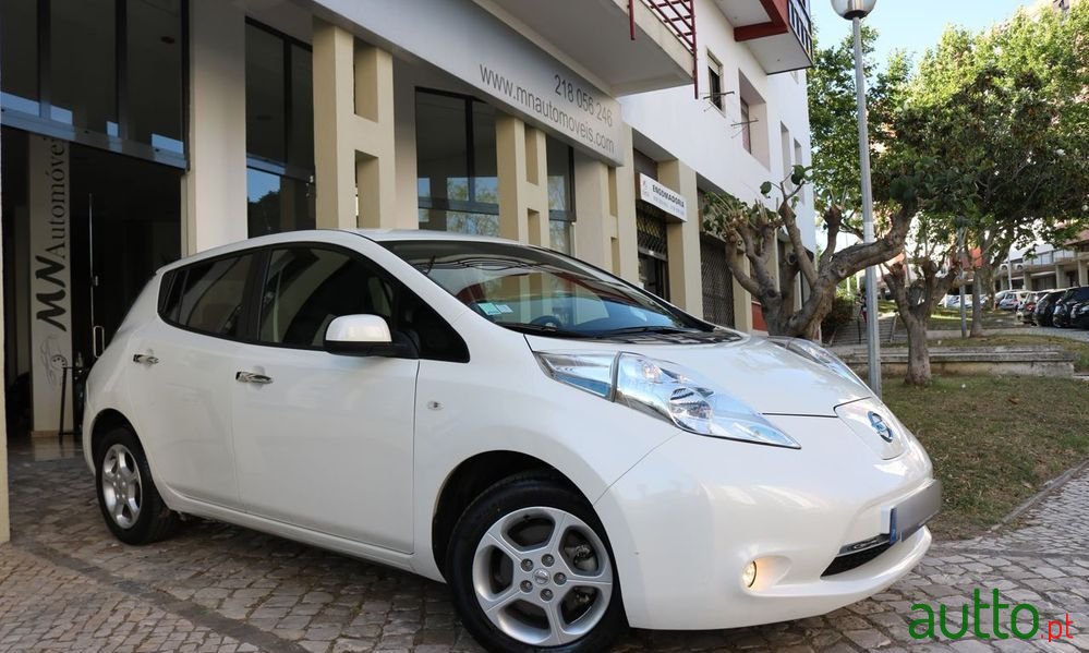 2017' Nissan Leaf Tekna 30 Kwh photo #3
