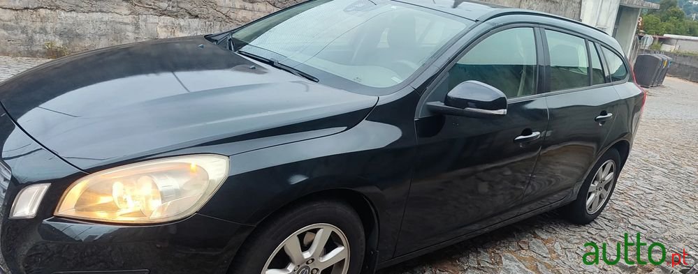 2012' Volvo V60 photo #6