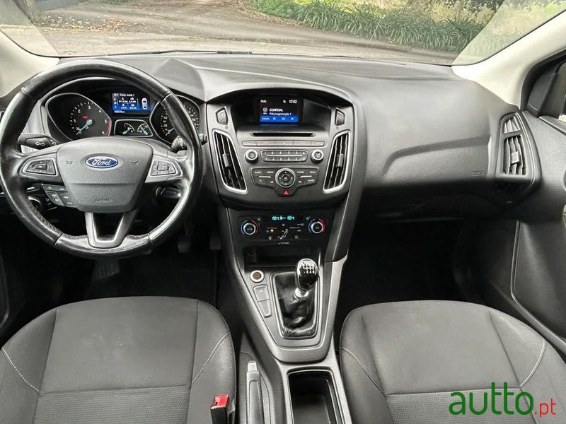 2016' Ford Focus Sw photo #6