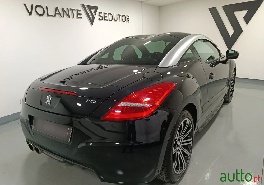 2012' Peugeot RCZ photo #6