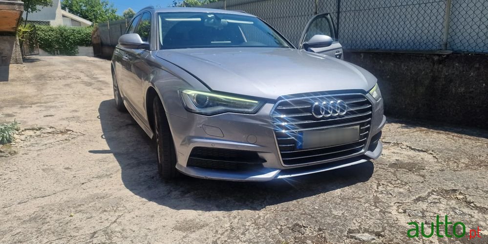 2017' Audi A6 Avant photo #1