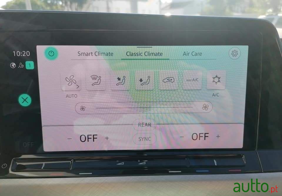 2022' Volkswagen Golf photo #6