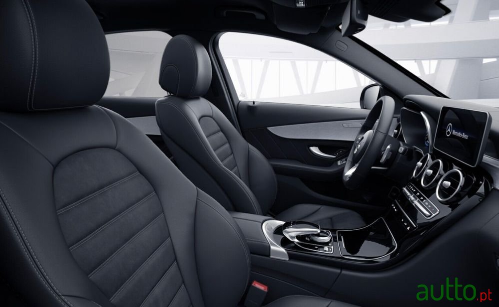 2021' Mercedes-Benz C 300 De Amg Line photo #5