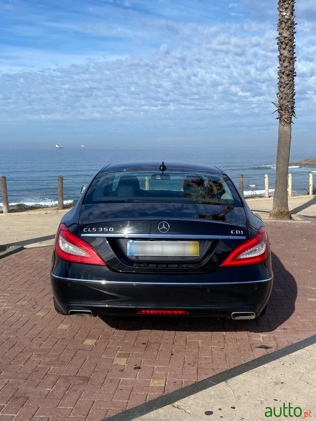 2011' Mercedes-Benz Cls-350 photo #4