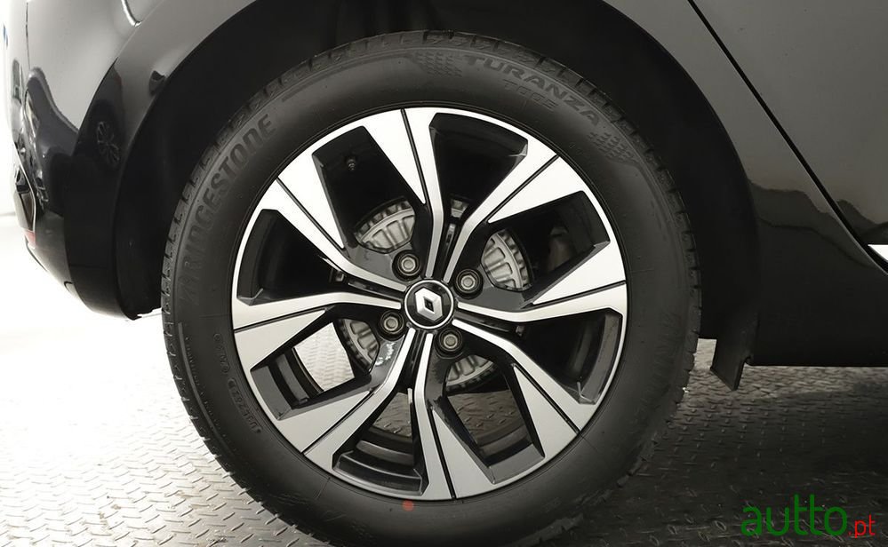 2022' Renault Clio 1.0 Tce Limited photo #5