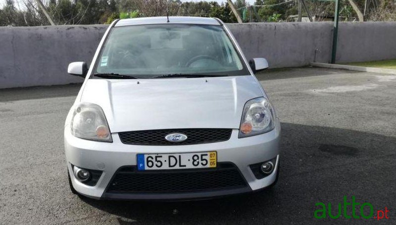 2007' Ford Fiesta photo #3