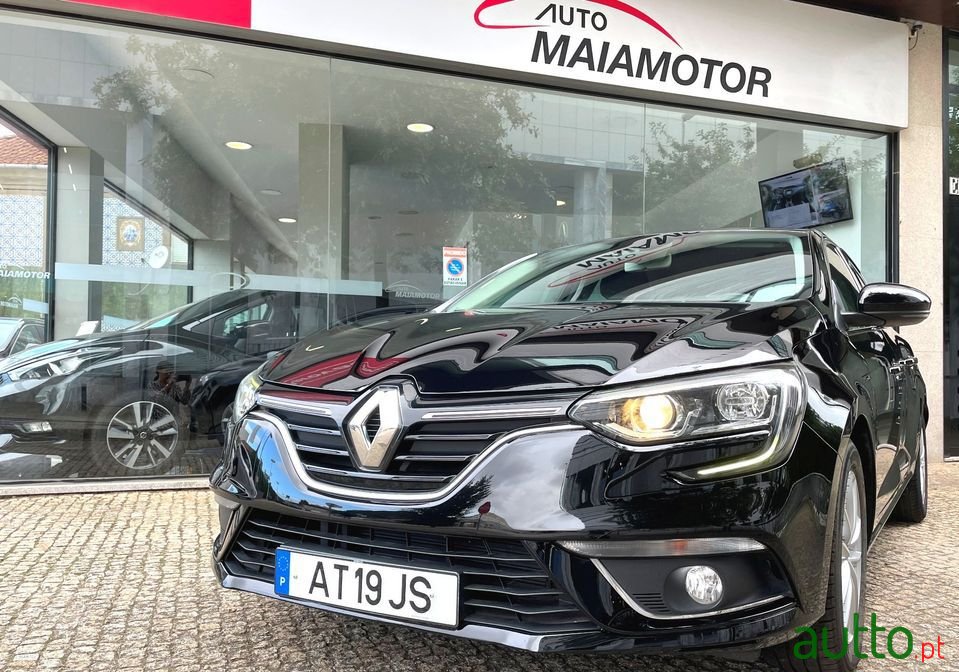 2017' Renault Megane photo #2