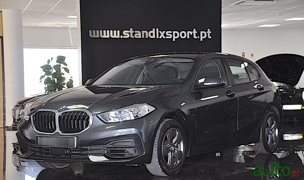 2021' BMW Série 1 photo #1