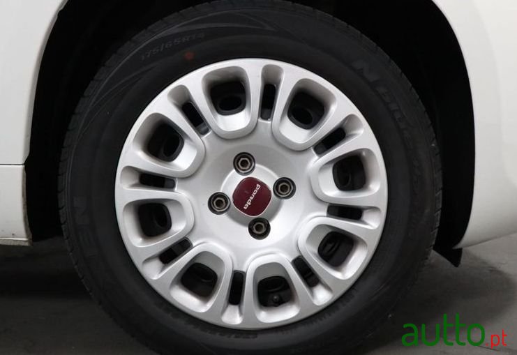 2022' Fiat Panda 1.0 Hybrid photo #5