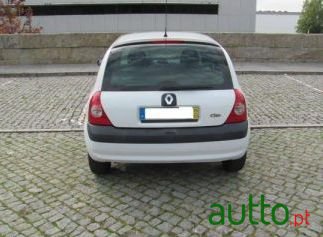 2004' Renault Clio photo #3