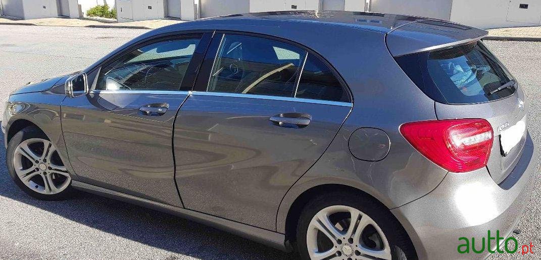 2013' Mercedes-Benz A-180 Urban photo #1