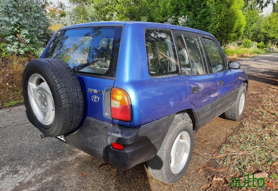 1996' Toyota RAV4 photo #2