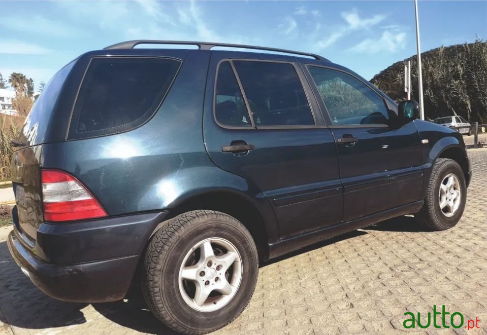 1998' Mercedes-Benz Ml-320 photo #2
