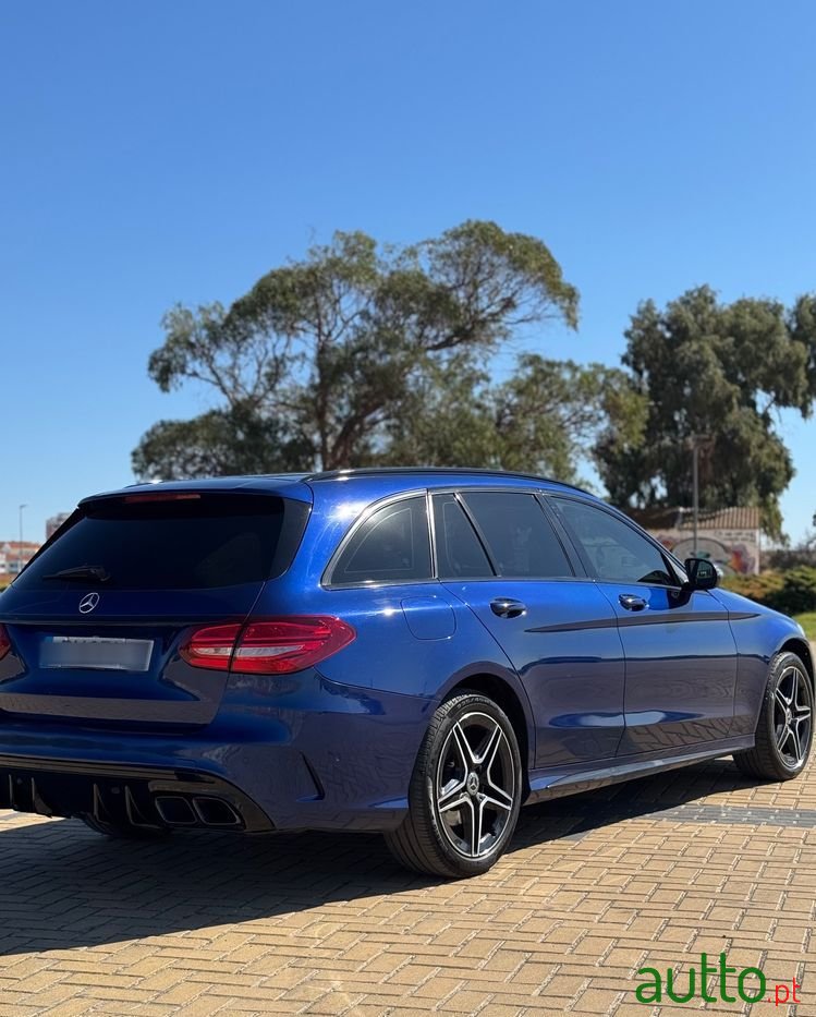 2016' Mercedes-Benz Classe C photo #4