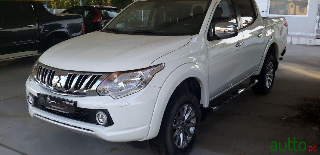 2016' Mitsubishi L200 photo #1