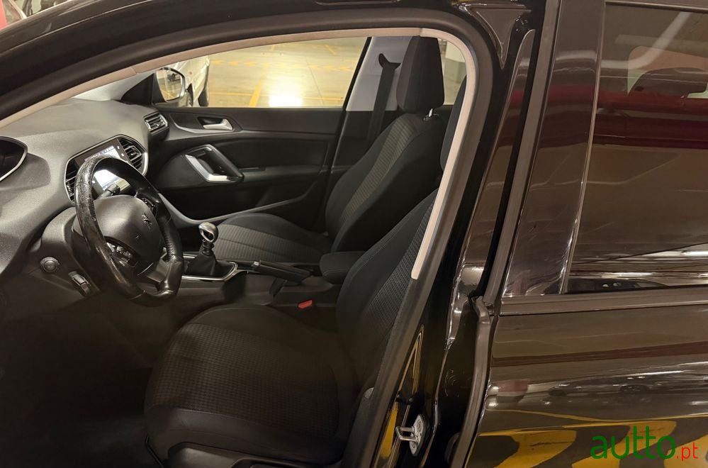 2019' Peugeot 308 Sw photo #4