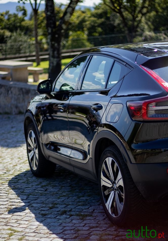 2022' Volvo C40 photo #5