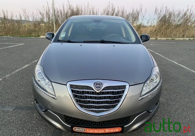 2013' Lancia Delta photo #5